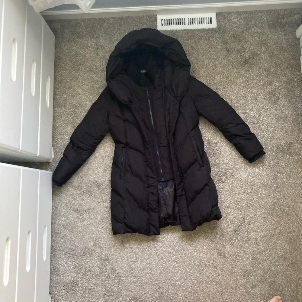 Brand: Ralph Lauren     Size: Medium   Color: Black     *buttons and can zip up*
